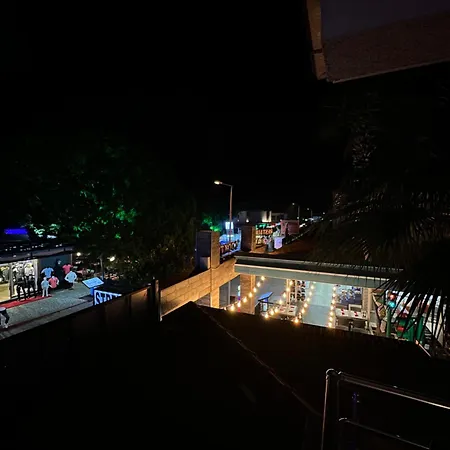 Street61 * Sarigerme